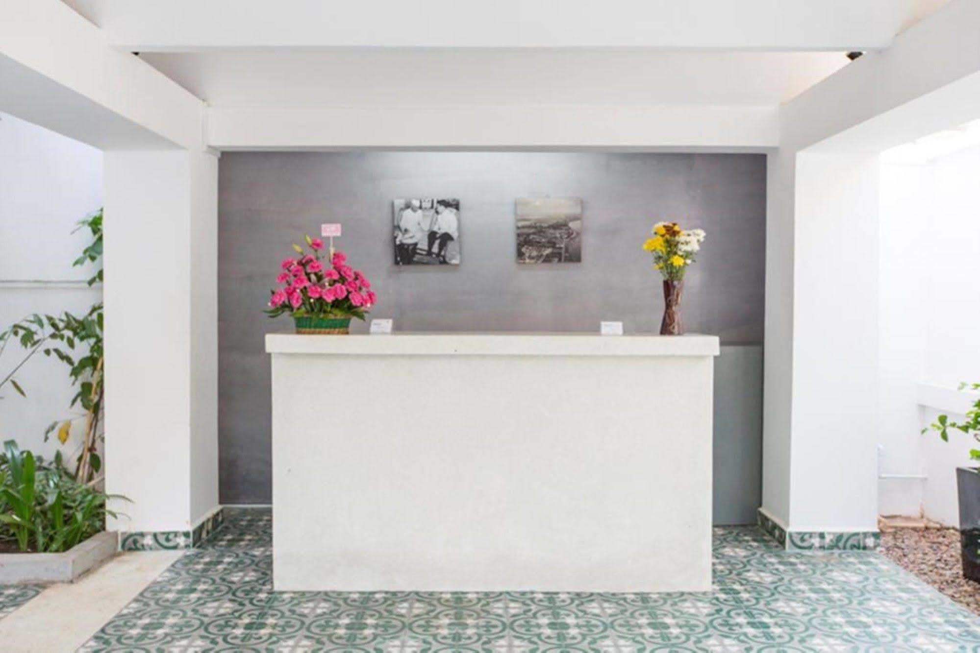 Jasmine Terrace Villa Пном Пен Екстериор снимка